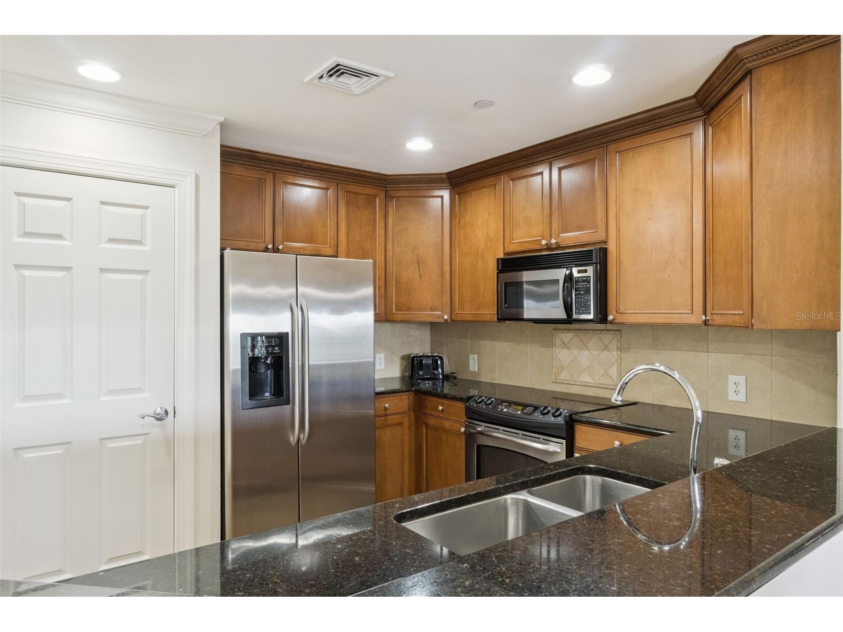 1352 Centre Court Ridge Drive #302 Reunion FL 34747 S5146069 image4