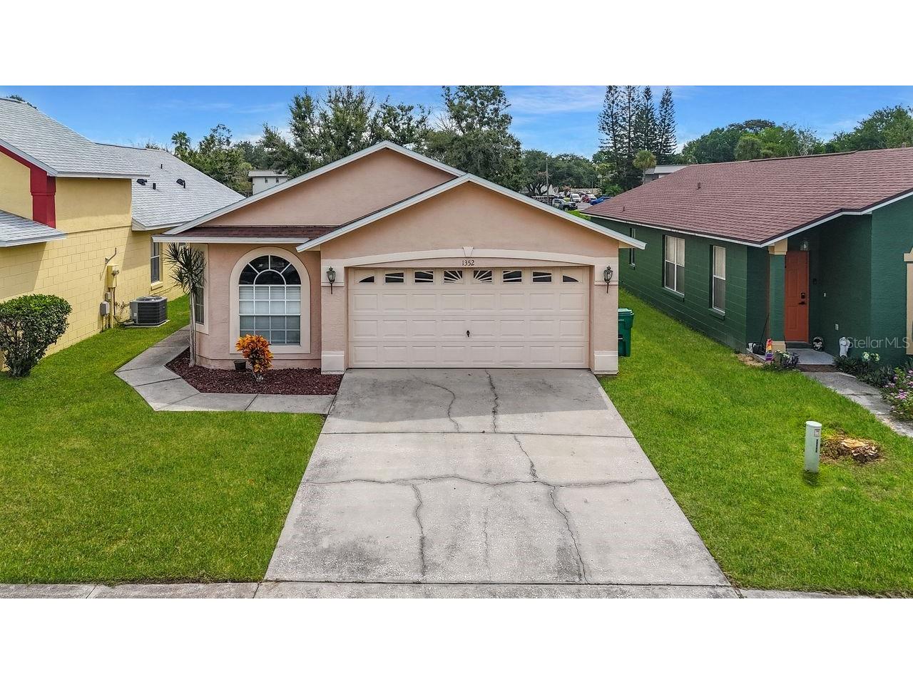 1352 Daniel Cove Drive Winter Garden FL 34787 S5133590 image1
