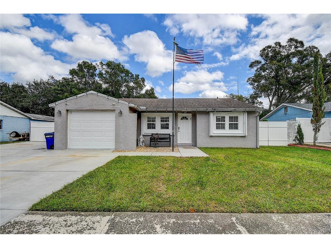 1352 Foxwood Drive Drive Lutz FL 33549 U8217945 image1