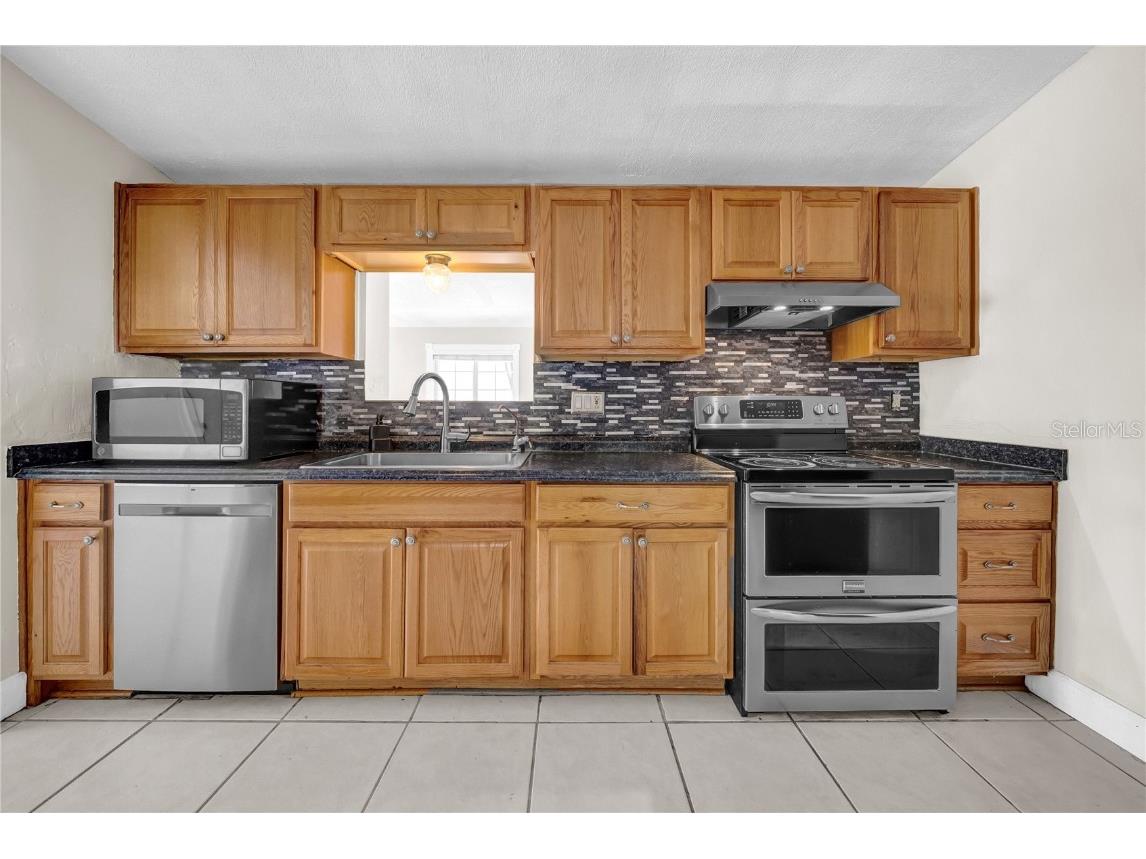 1352 Foxwood Drive Lutz FL 33549 O6340926 image11