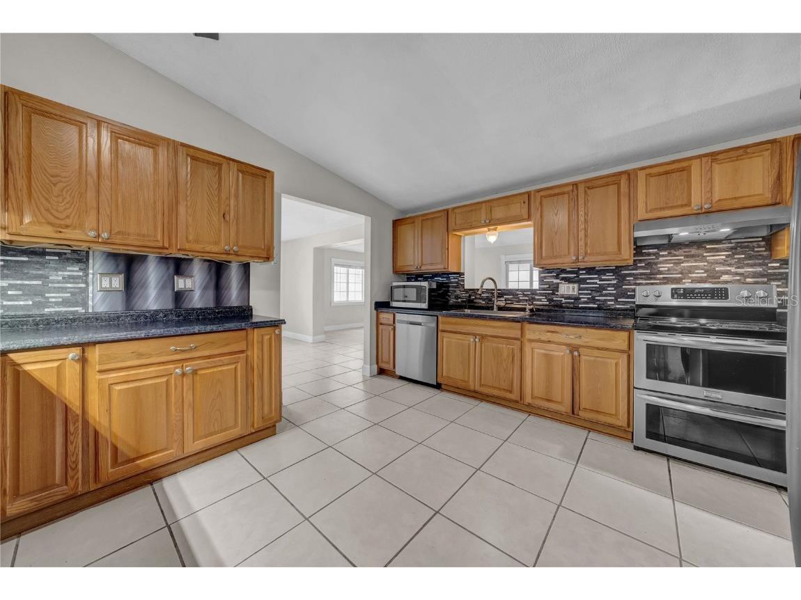 1352 Foxwood Drive Lutz FL 33549 O6340926 image8