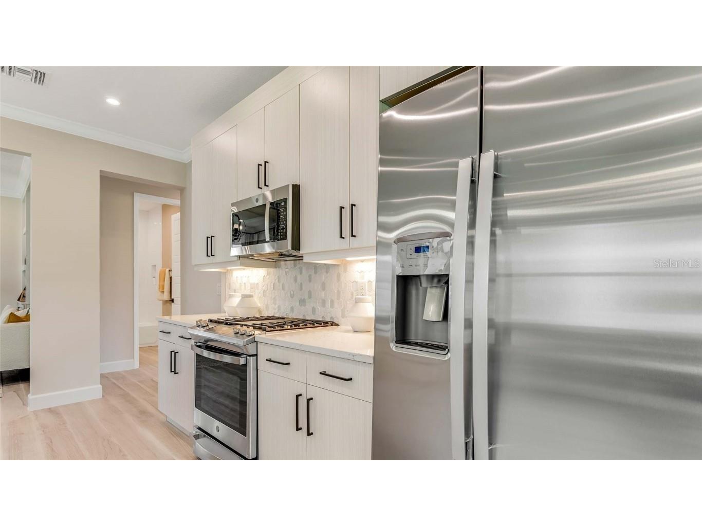 1352 Savoy Lane Deland FL 32724 W7880419 image8