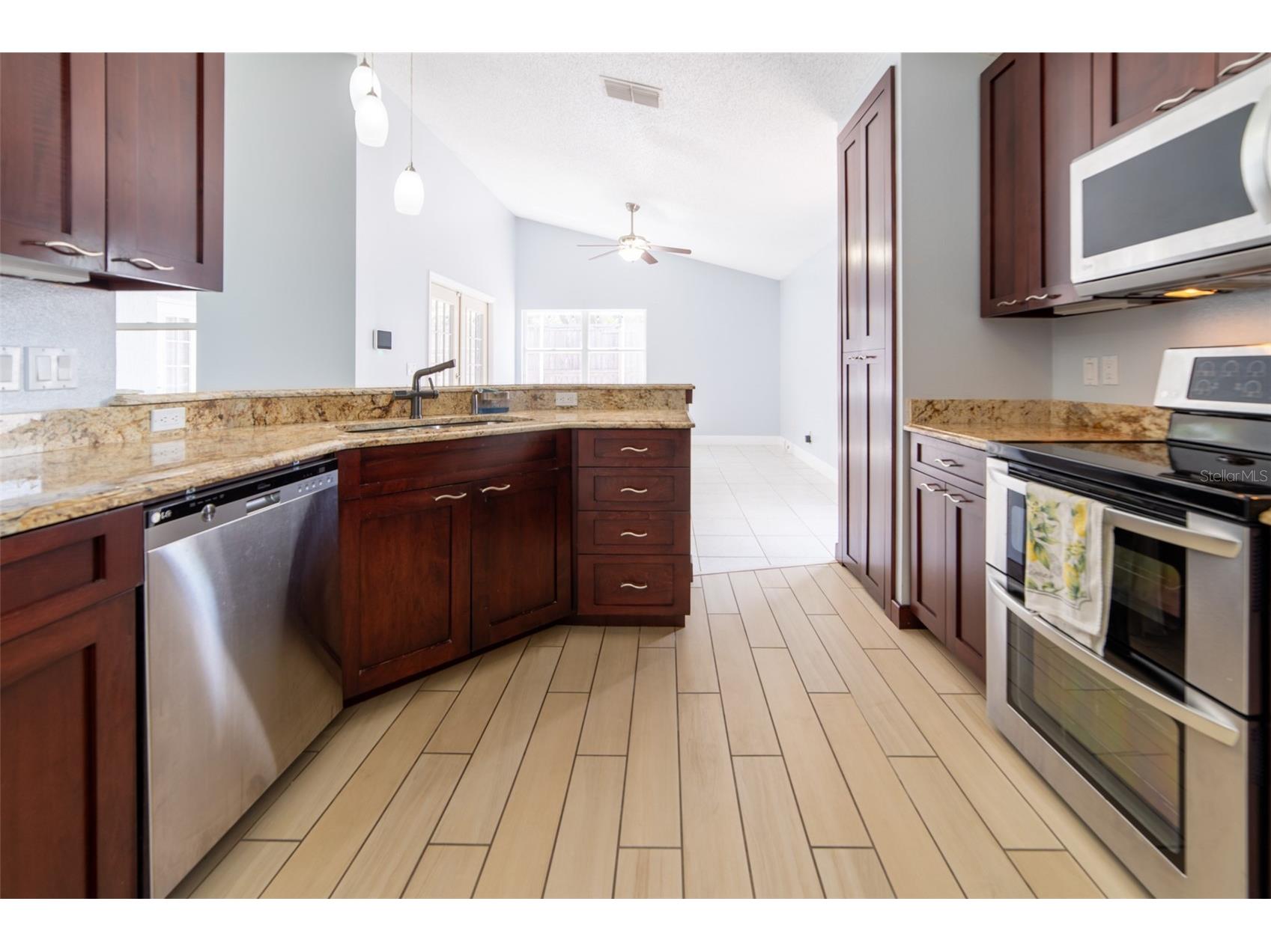 1352 Woodfield Oaks Drive Apopka FL 32703 O6393132 image19