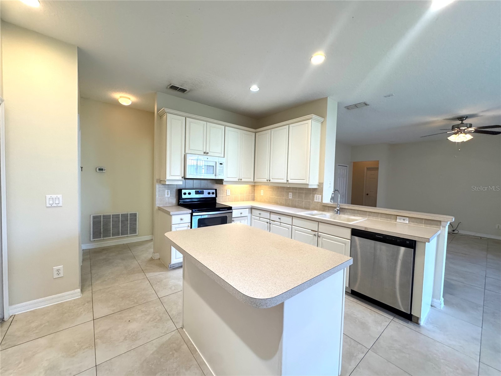 13521 Old Dock Road Orlando FL 32828 O6409537 image10