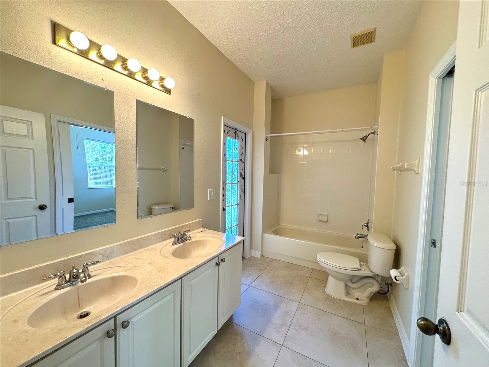 13521 Old Dock Road Orlando FL 32828 O6409537 image16