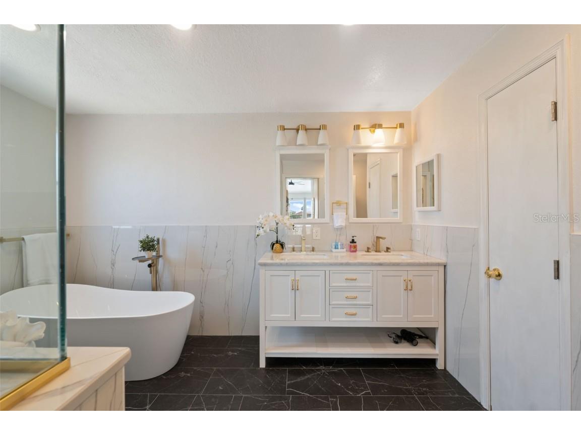 13521 Stacey Drive Hudson FL 34667 - GULF OF AMERICA W7879249 image28