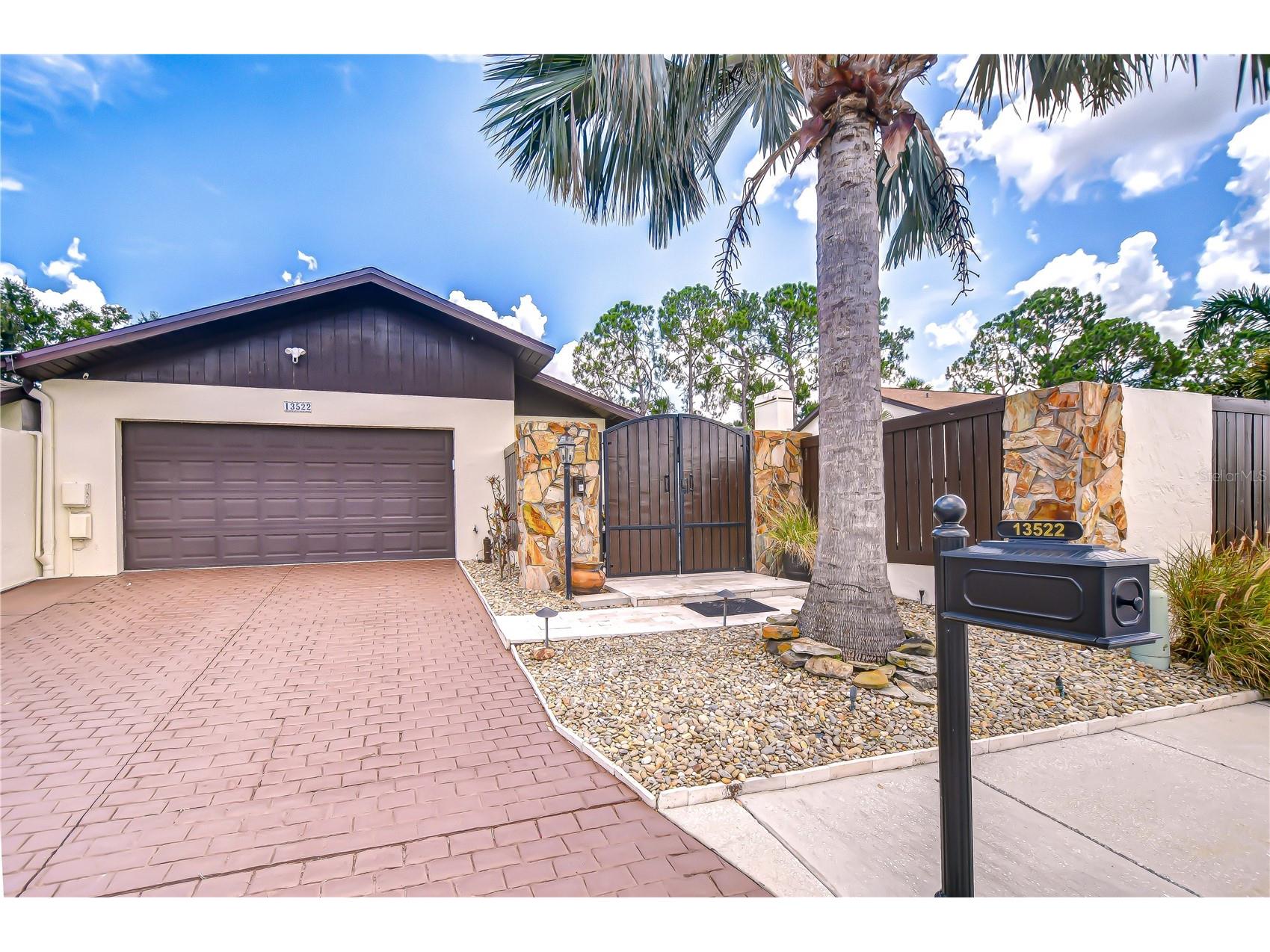 13522 Avista Drive Tampa FL 33624 TB8458873 image1