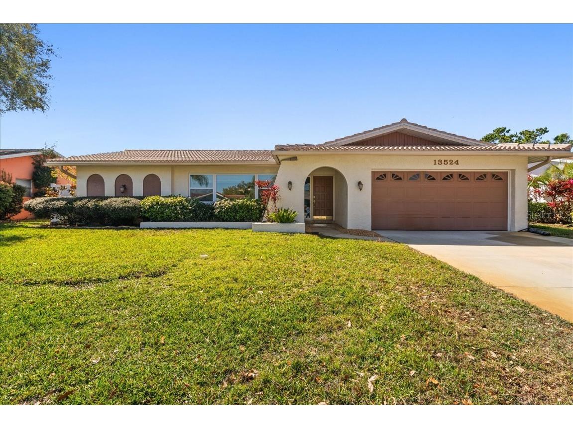 13524 91st Avenue Seminole FL 33776 TB8362179 image1