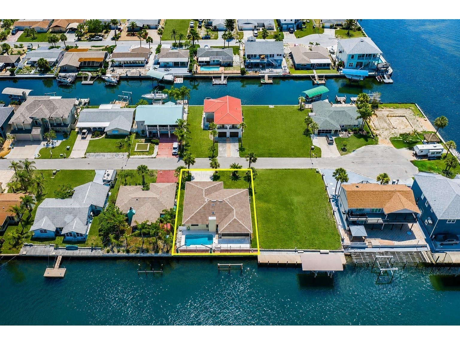 13525 Claudia Drive Hudson FL 34667 - SALTWATER CANAL WITH GULF ACCESS TB8521609 image5