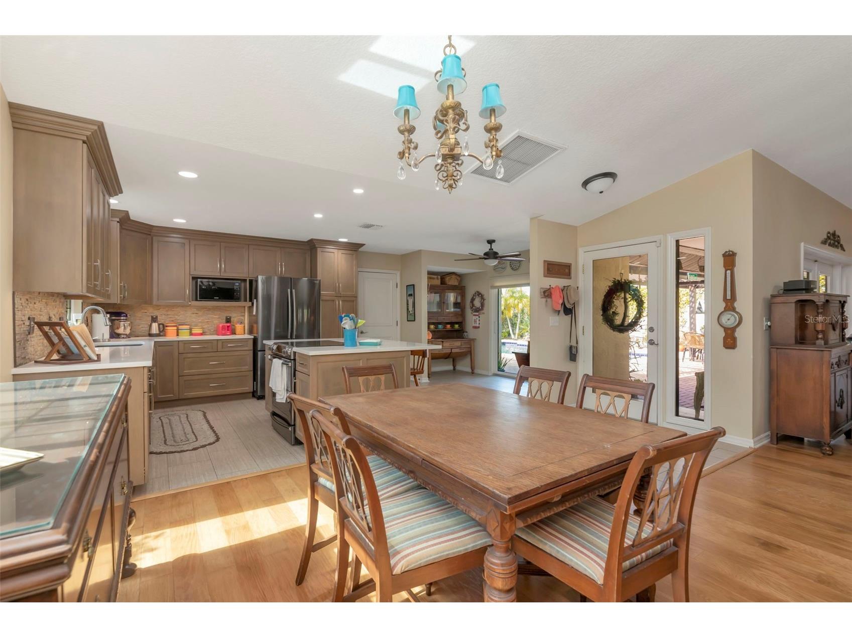 13528 Avista Drive Tampa FL 33624 TB8481518 image23