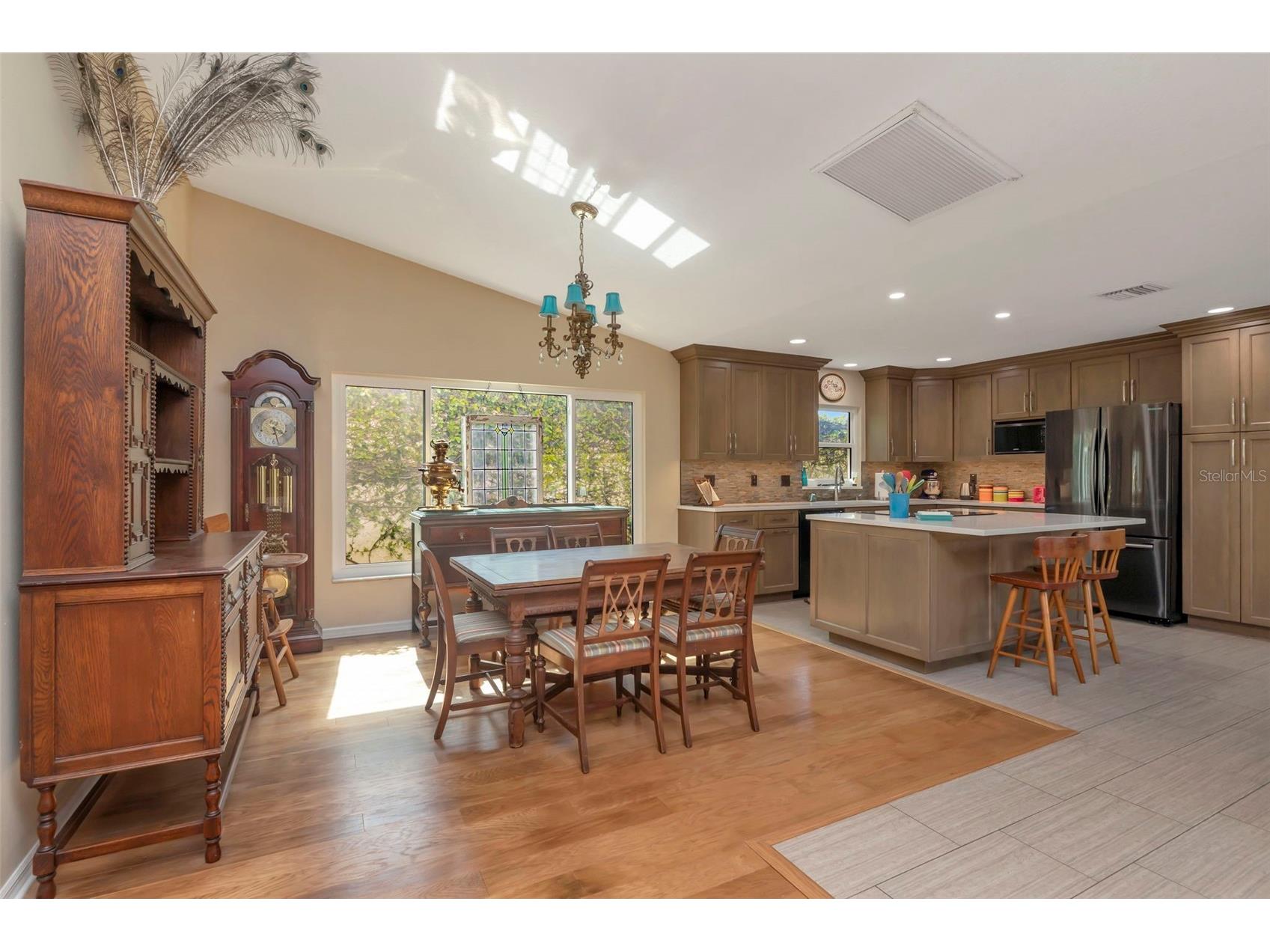 13528 Avista Drive Tampa FL 33624 TB8481518 image24