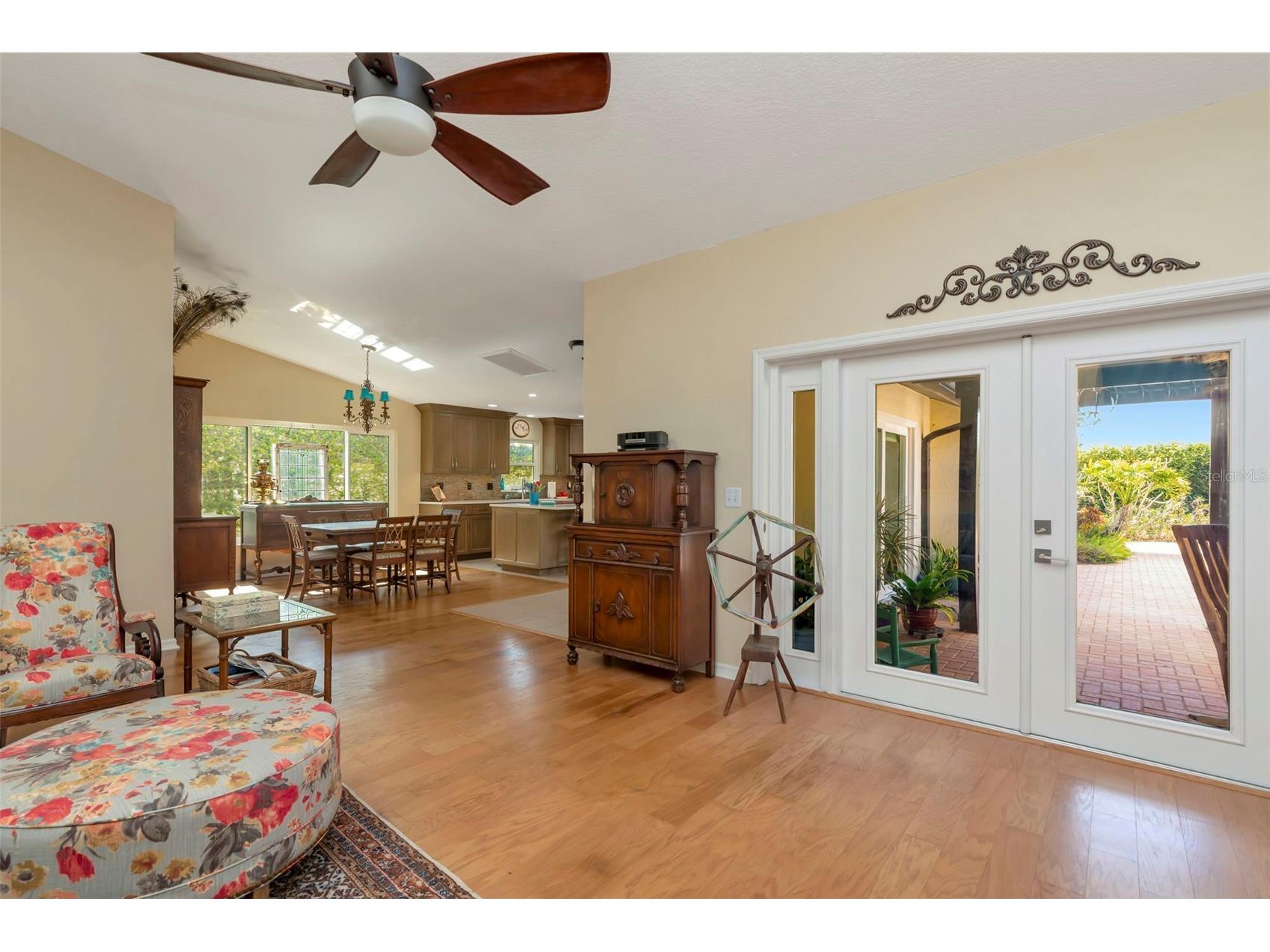 13528 Avista Drive Tampa FL 33624 TB8481518 image30
