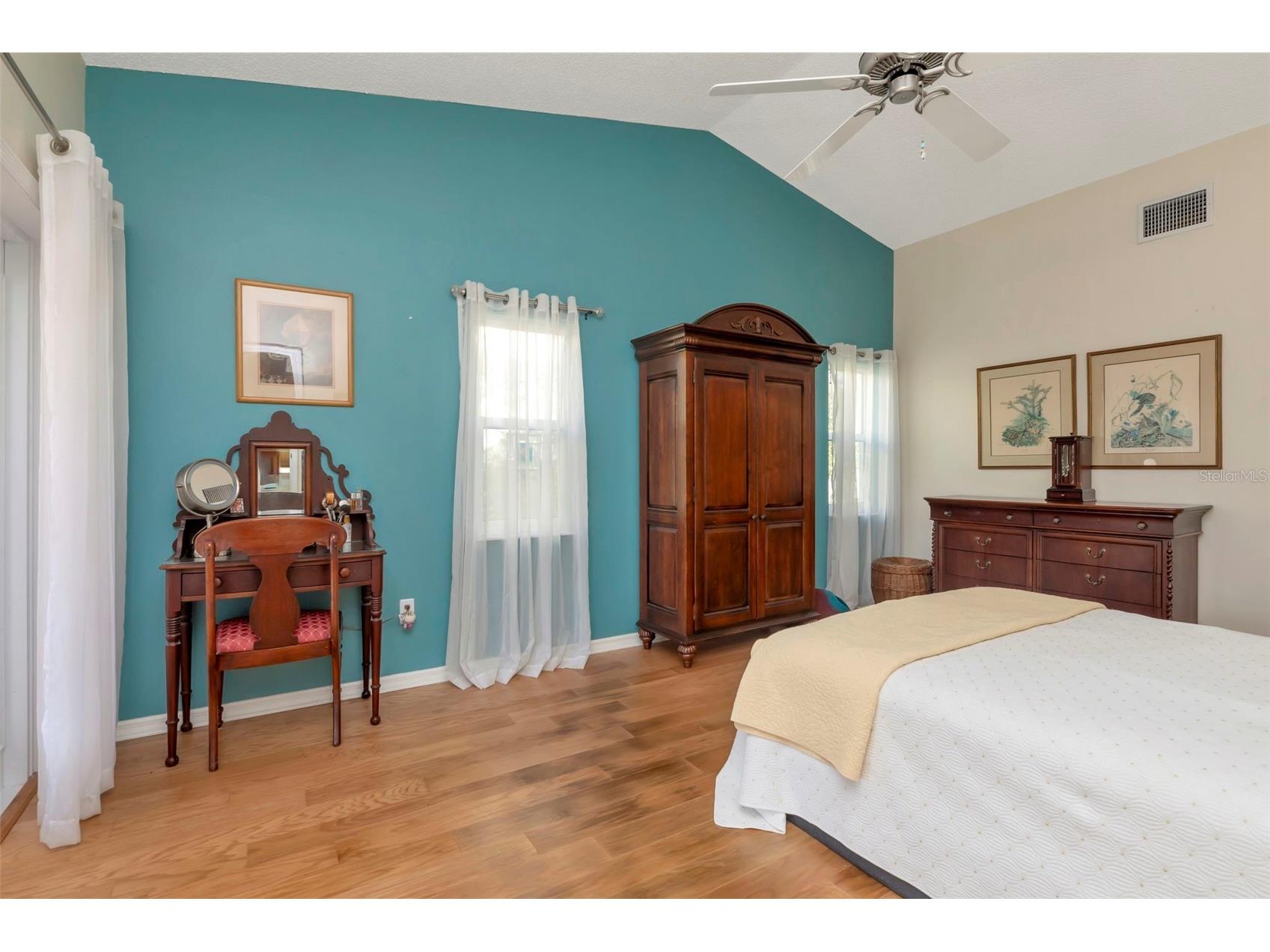 13528 Avista Drive Tampa FL 33624 TB8481518 image32