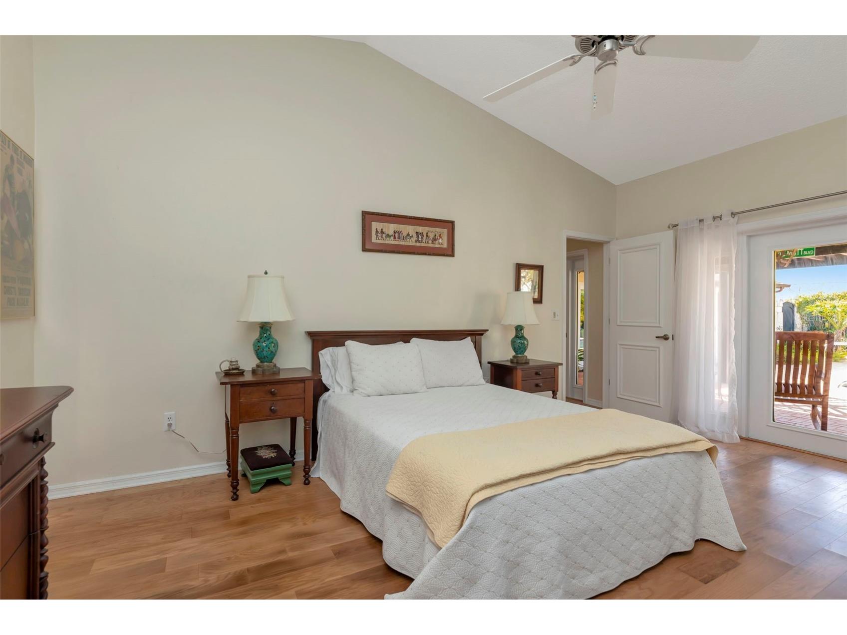 13528 Avista Drive Tampa FL 33624 TB8481518 image34