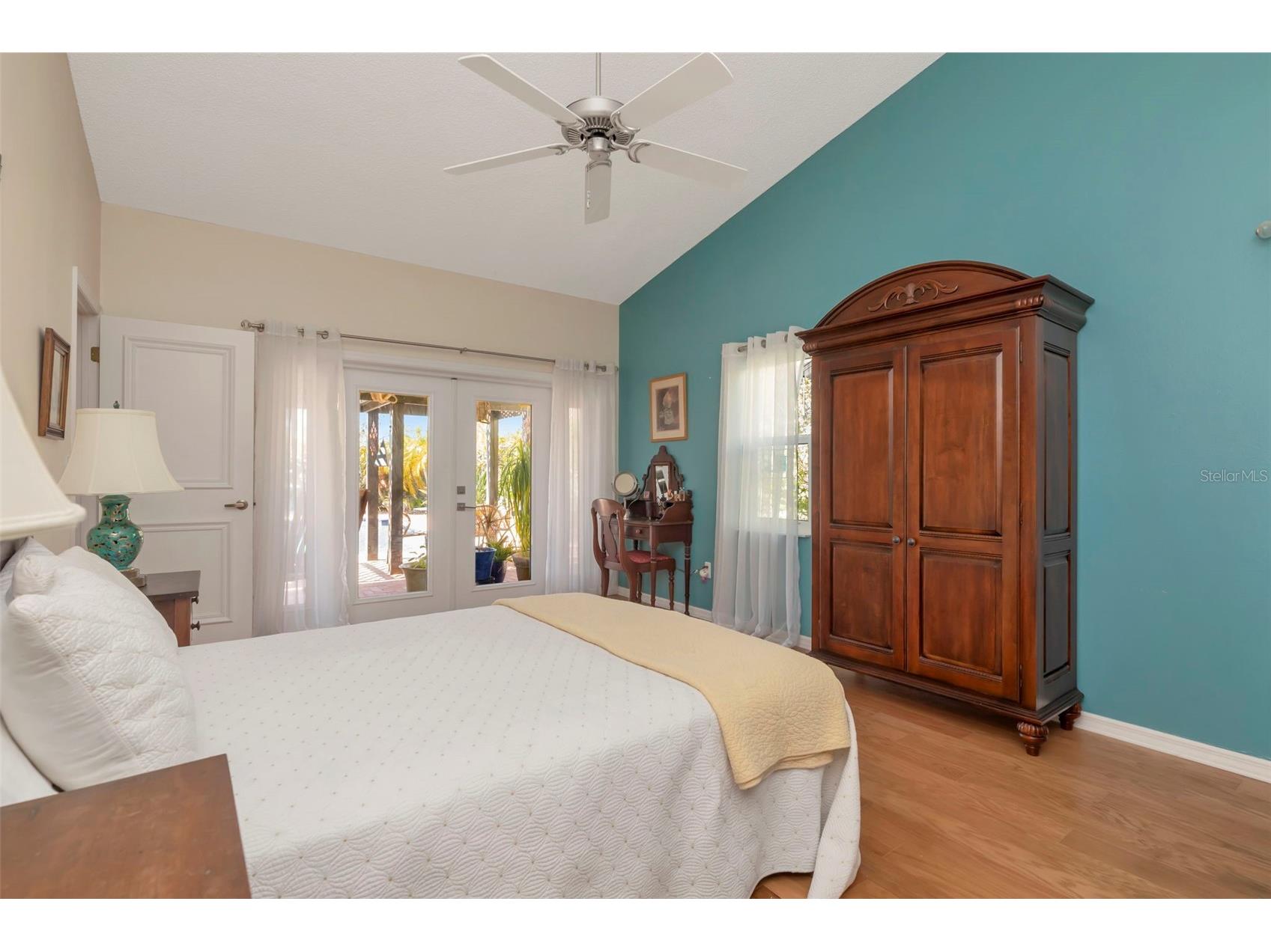 13528 Avista Drive Tampa FL 33624 TB8481518 image35