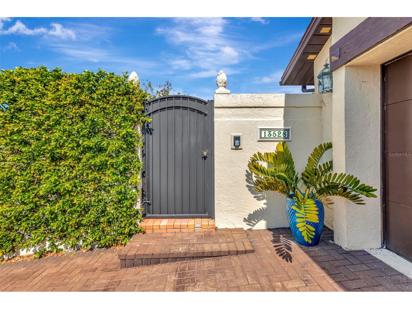13528 Avista Drive Tampa FL 33624 TB8481518 image8