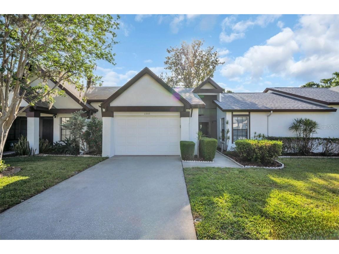 1353 Camelot Court Palm Harbor FL 34684 - LAKE TARPON TB8378399 image1