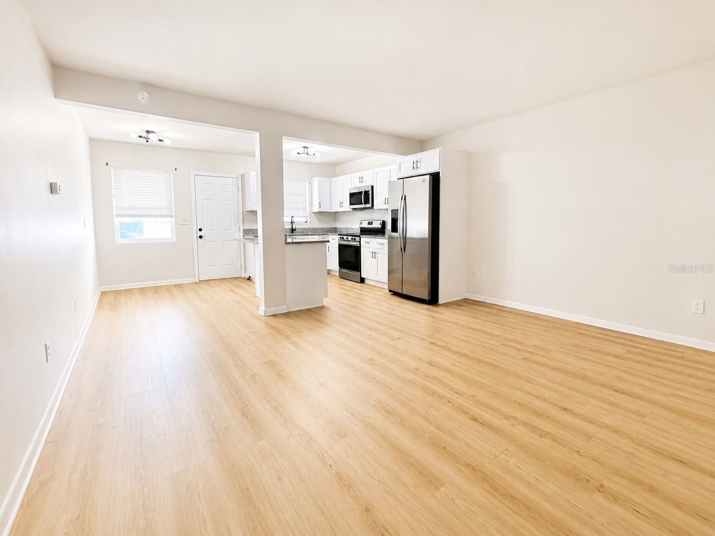 1353 Lakeview Road Clearwater FL 33756 TB8491286 image3