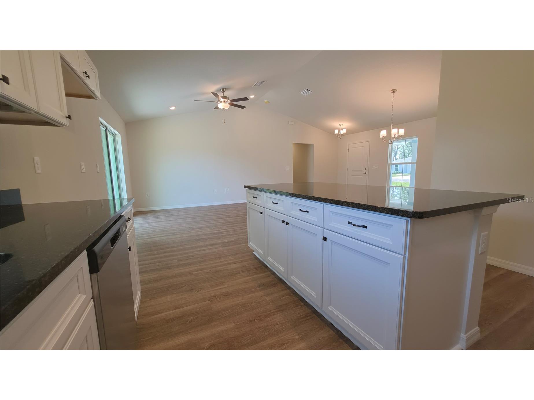 1353 W Cary Drive Citrus Springs FL 34434 OM723631 image9