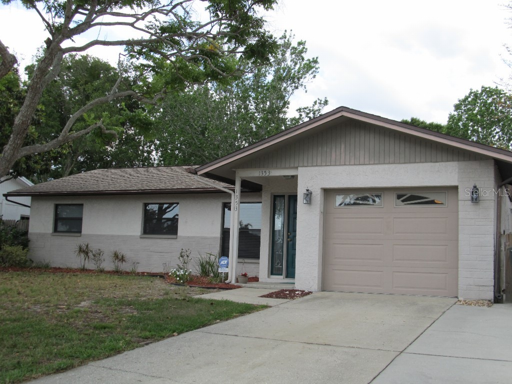 1353 Wildwood Court Dunedin FL 34698 TB8404538 image1