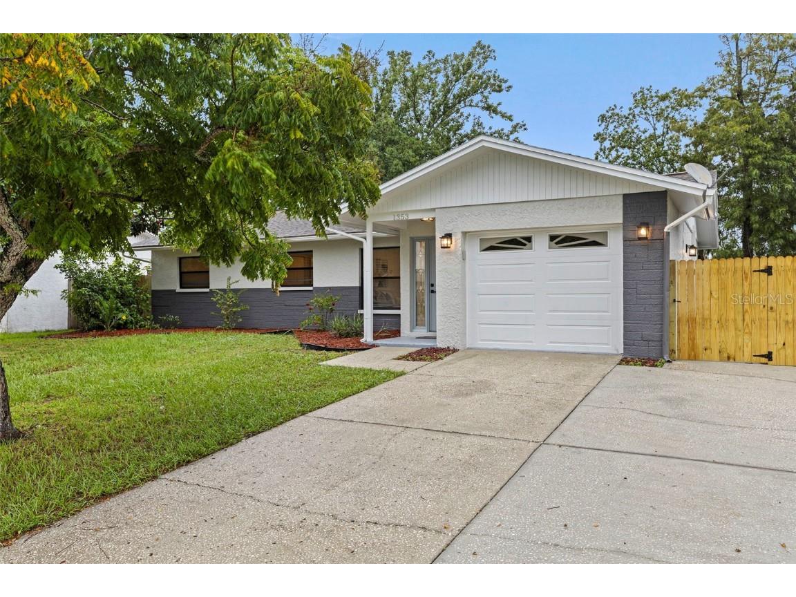 1353 Wildwood Court Dunedin FL 34698 TB8422487 image1