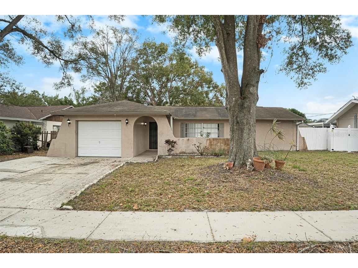 13530 Capitol Drive Tampa FL 33613 TB8333351 image1