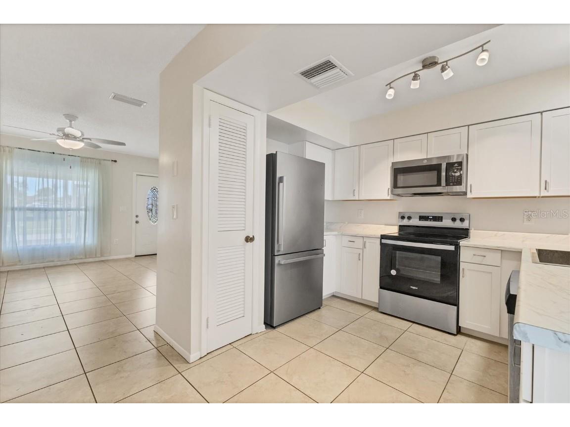 13530 Newport Avenue Port Charlotte FL 33981 A4669163 image17