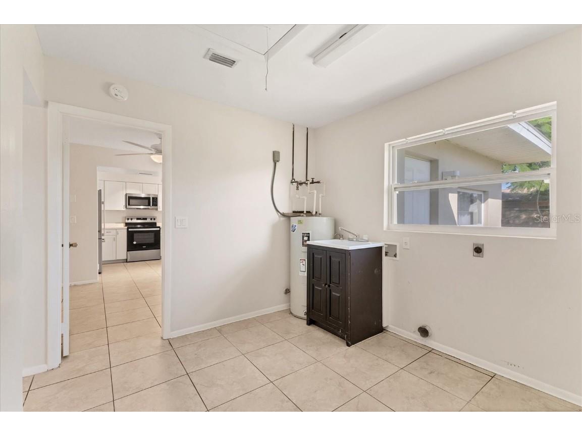 13530 Newport Avenue Port Charlotte FL 33981 A4669163 image34