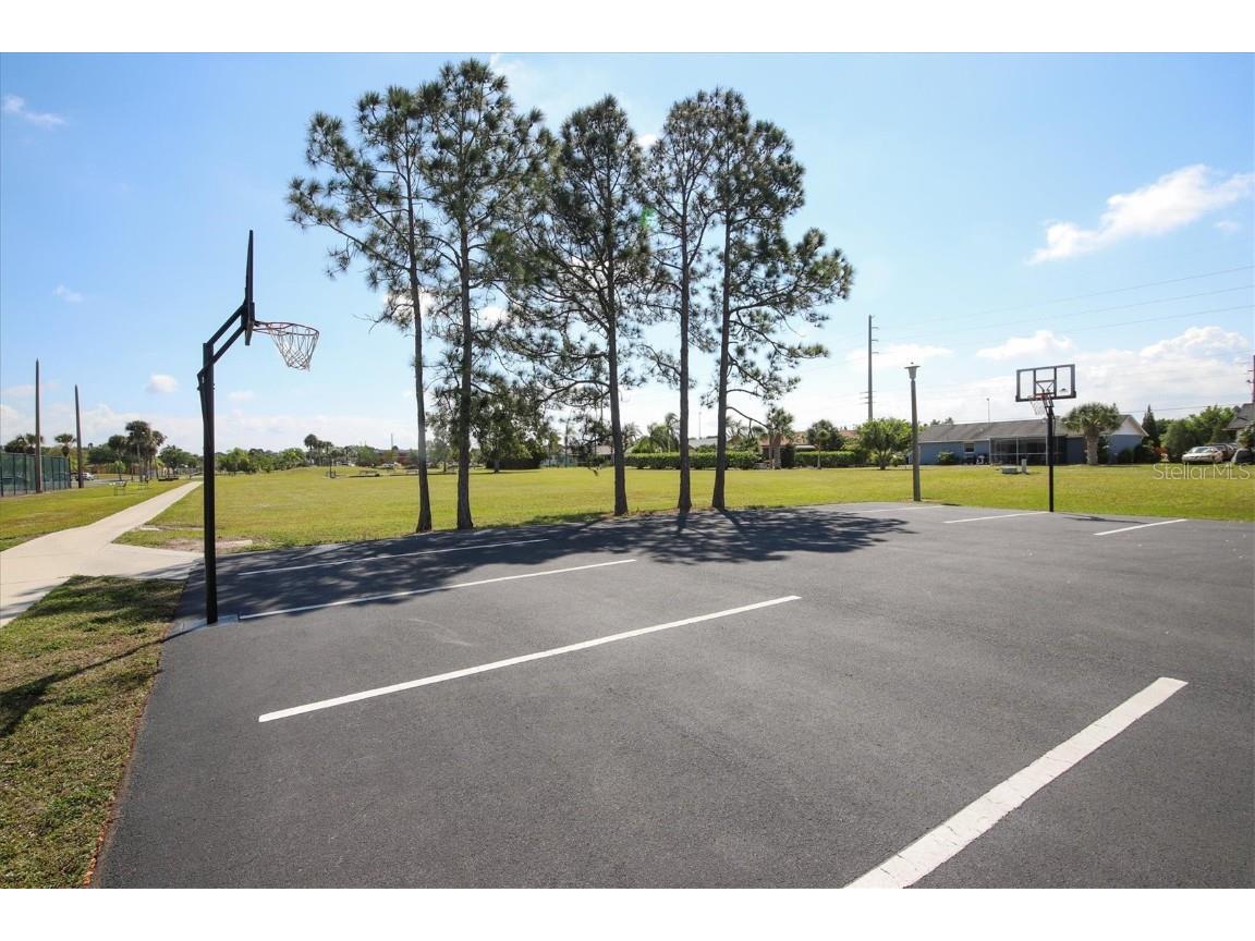 13530 Newport Avenue Port Charlotte FL 33981 A4669163 image38