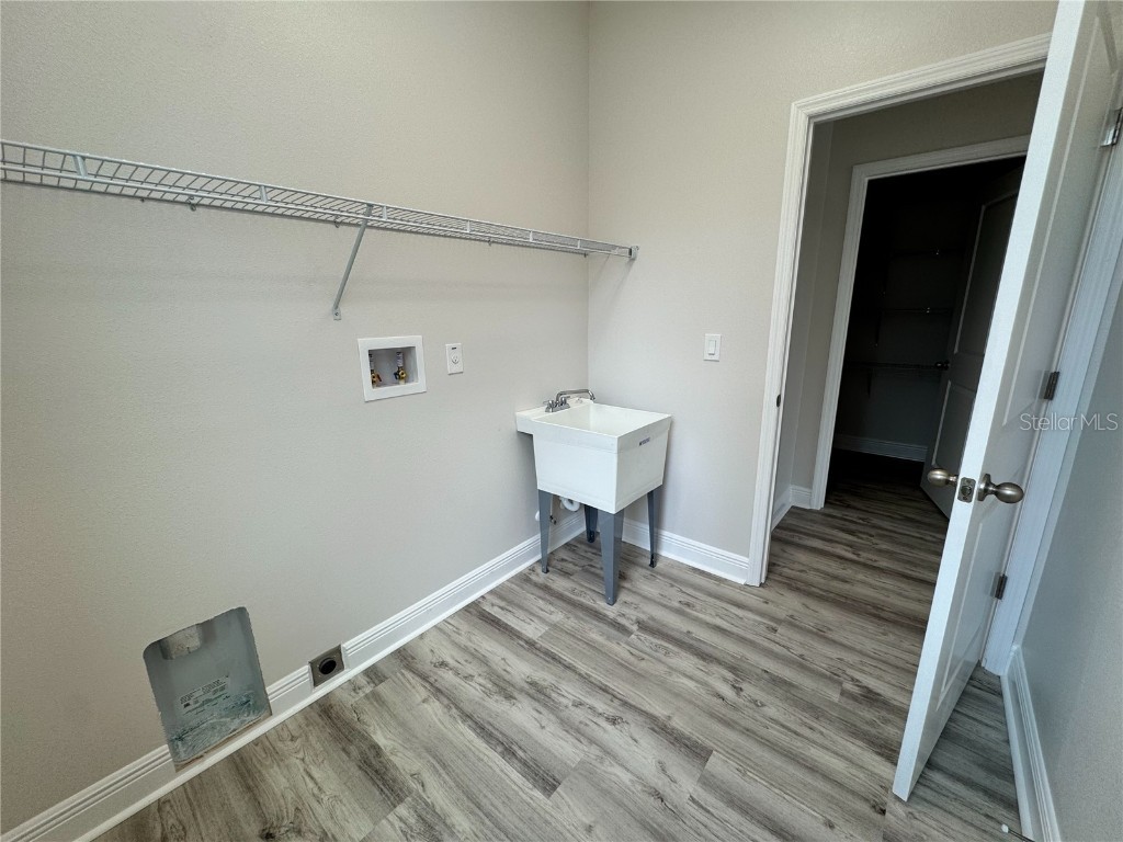 13532 14th Street Dade City FL 33525 TB8381948 image42