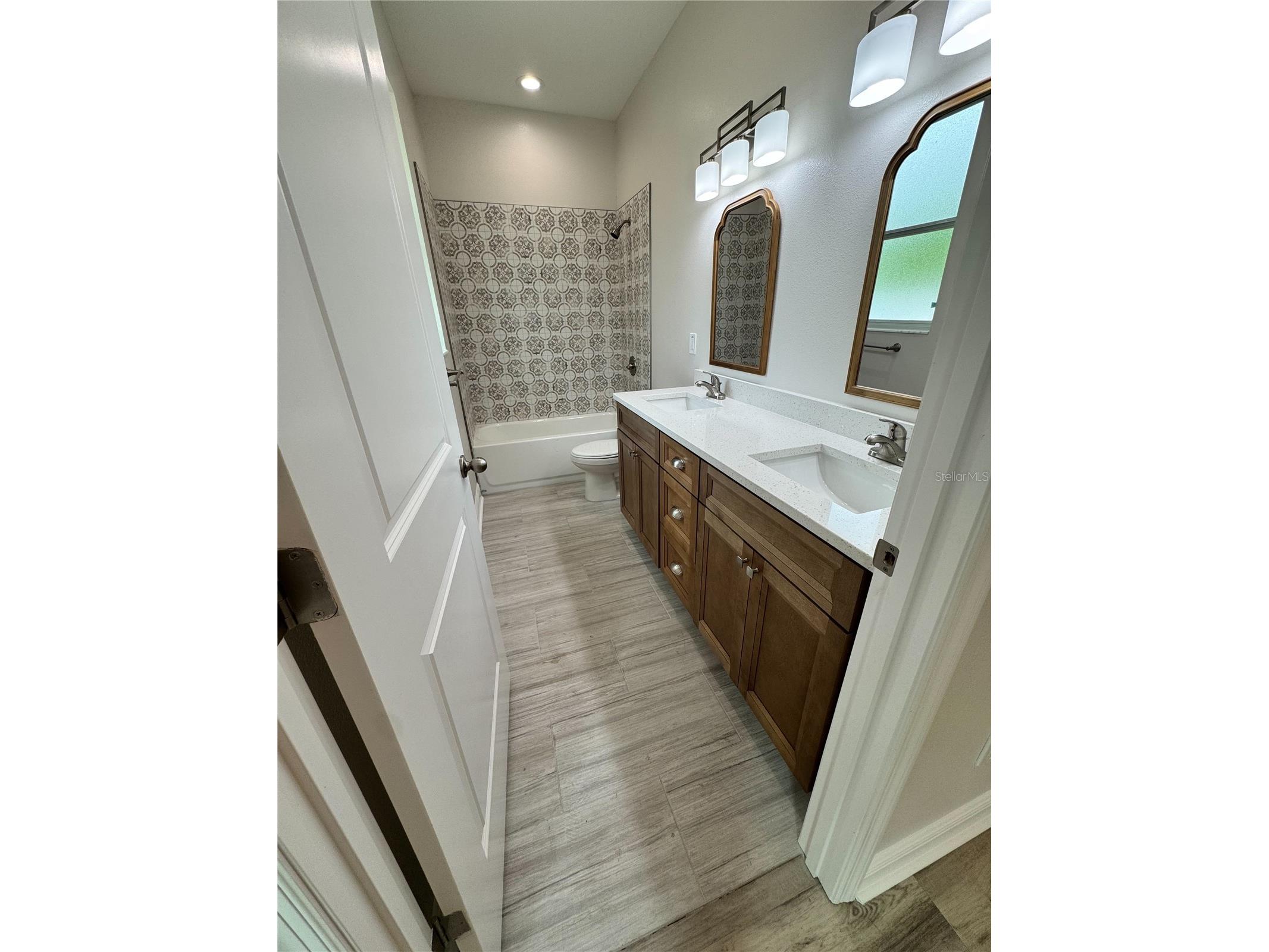 13532 14th Street Dade City FL 33525 TB8485742 image31