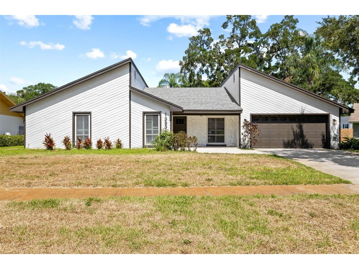 13534 Lake Magdalene Dr Tampa FL 33613 T3529835 image1