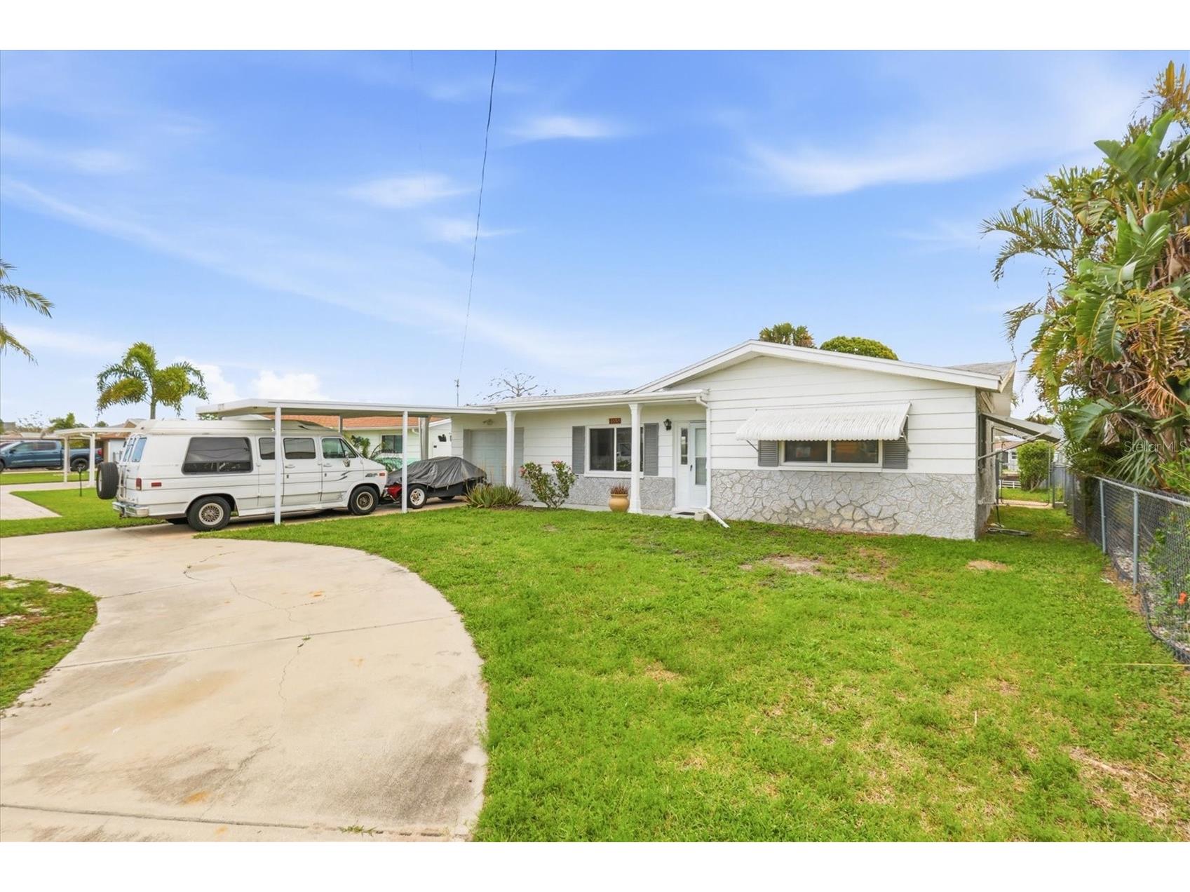 13538 Leslie Drive Hudson FL 34667 - DIRECT GULF ACCESS W7884429 image2