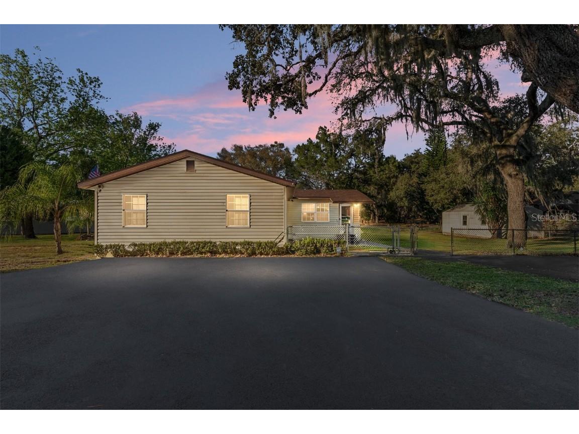 13539 Virginia Avenue Astatula FL 34705 OM673233 image1