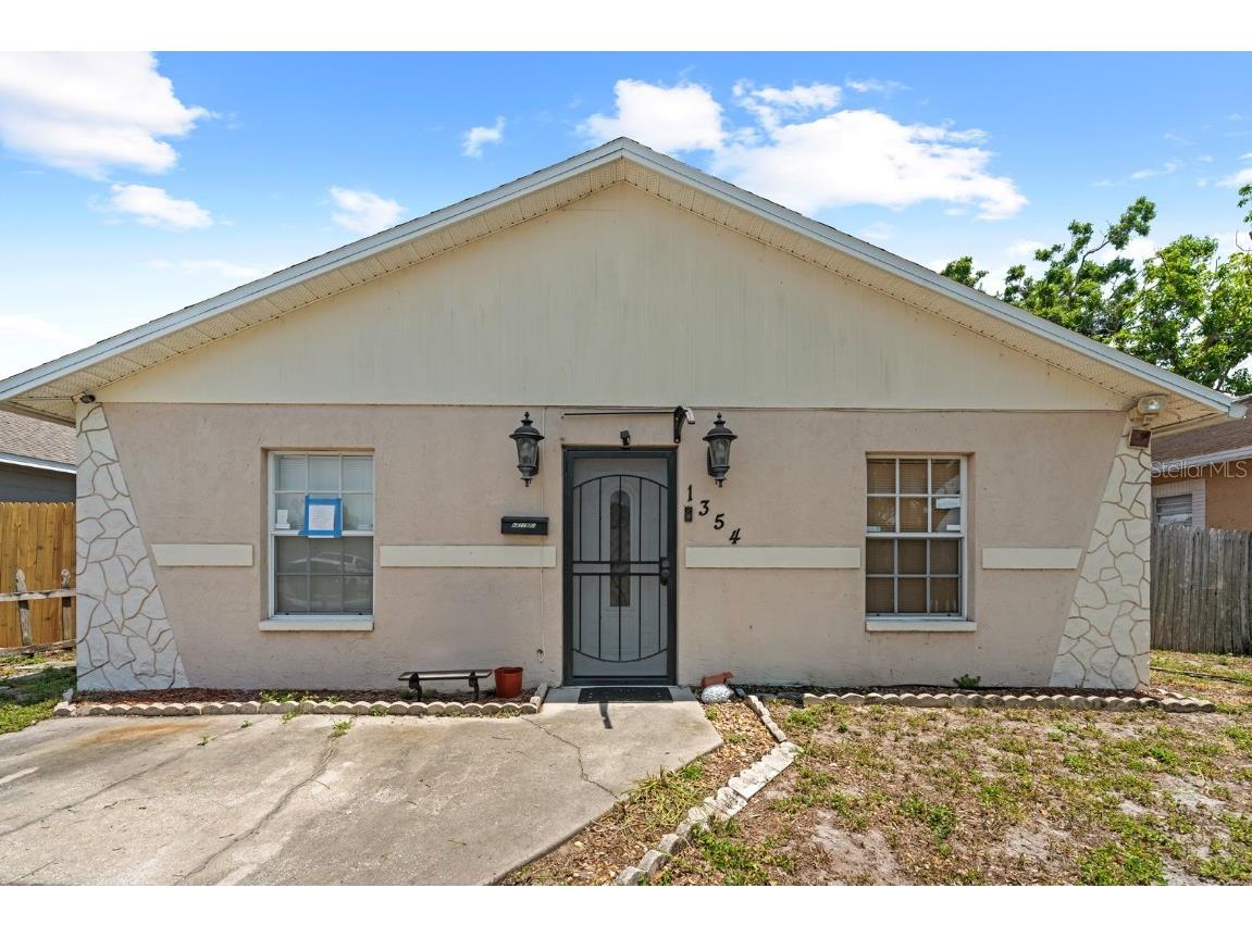 1354 33rd Street S Saint Petersburg FL 33712 TB8378391 image1