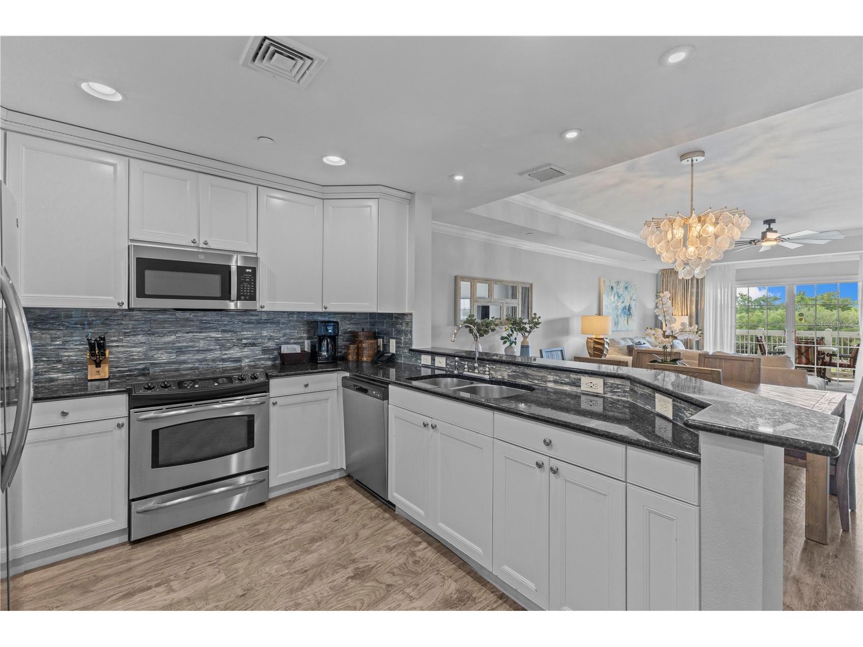 1354 Centre Court Ridge Drive #302 Reunion FL 34747 S5147494 image3