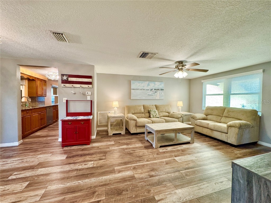 1354 Linstock Drive Holiday FL 34690 - GULF OF MEXICO SALT LAKE W7879312 image5