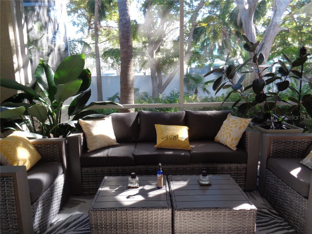 1354 Tearose Place Sarasota FL 34239 A4648767 image23