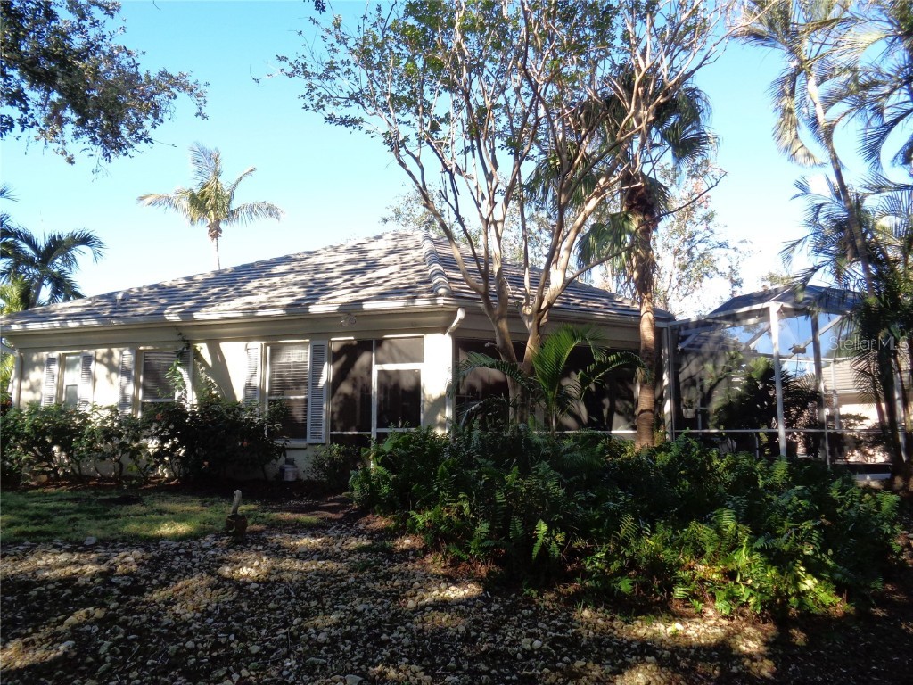 1354 Tearose Place Sarasota FL 34239 A4648767 image30