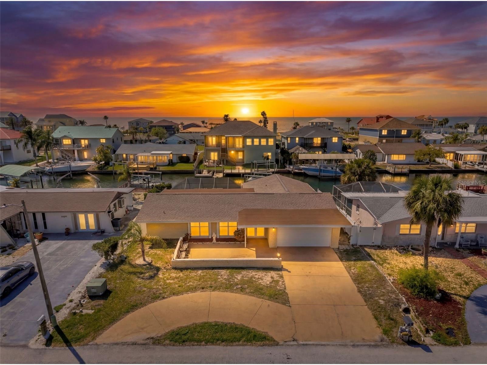 13541 Stacey Drive Hudson FL 34667 W7883859 image1