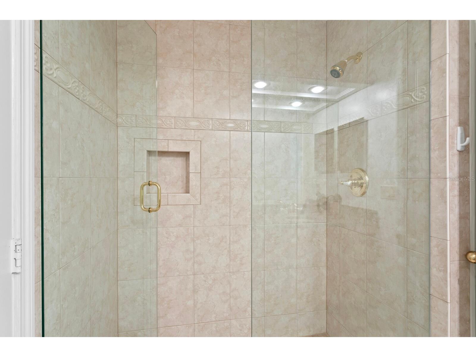 13548 Lake Magdalene Drive Tampa FL 33613 - LAKE MAGDALENE TB8487780 image27