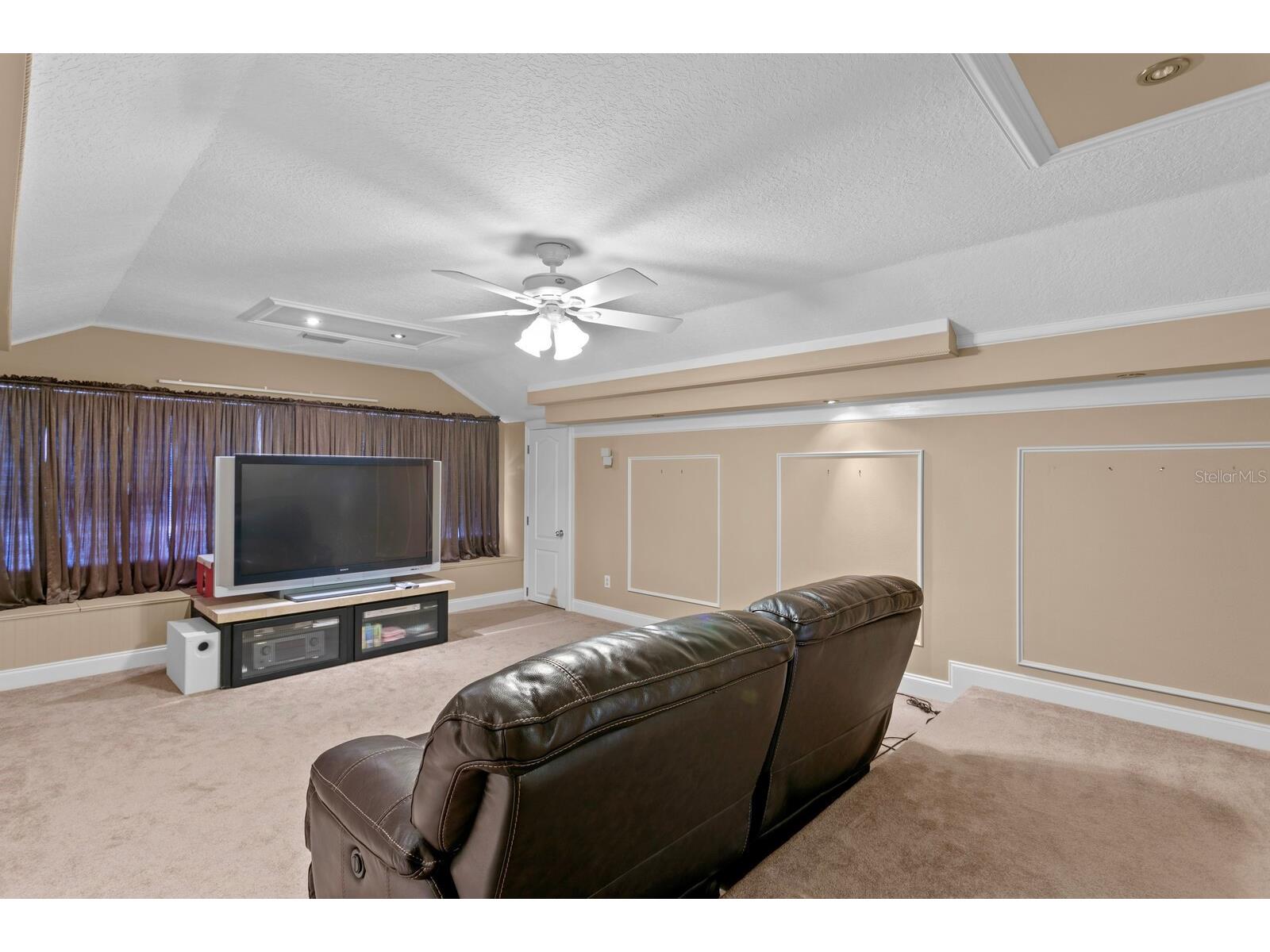 13548 Lake Magdalene Drive Tampa FL 33613 - LAKE MAGDALENE TB8487780 image39