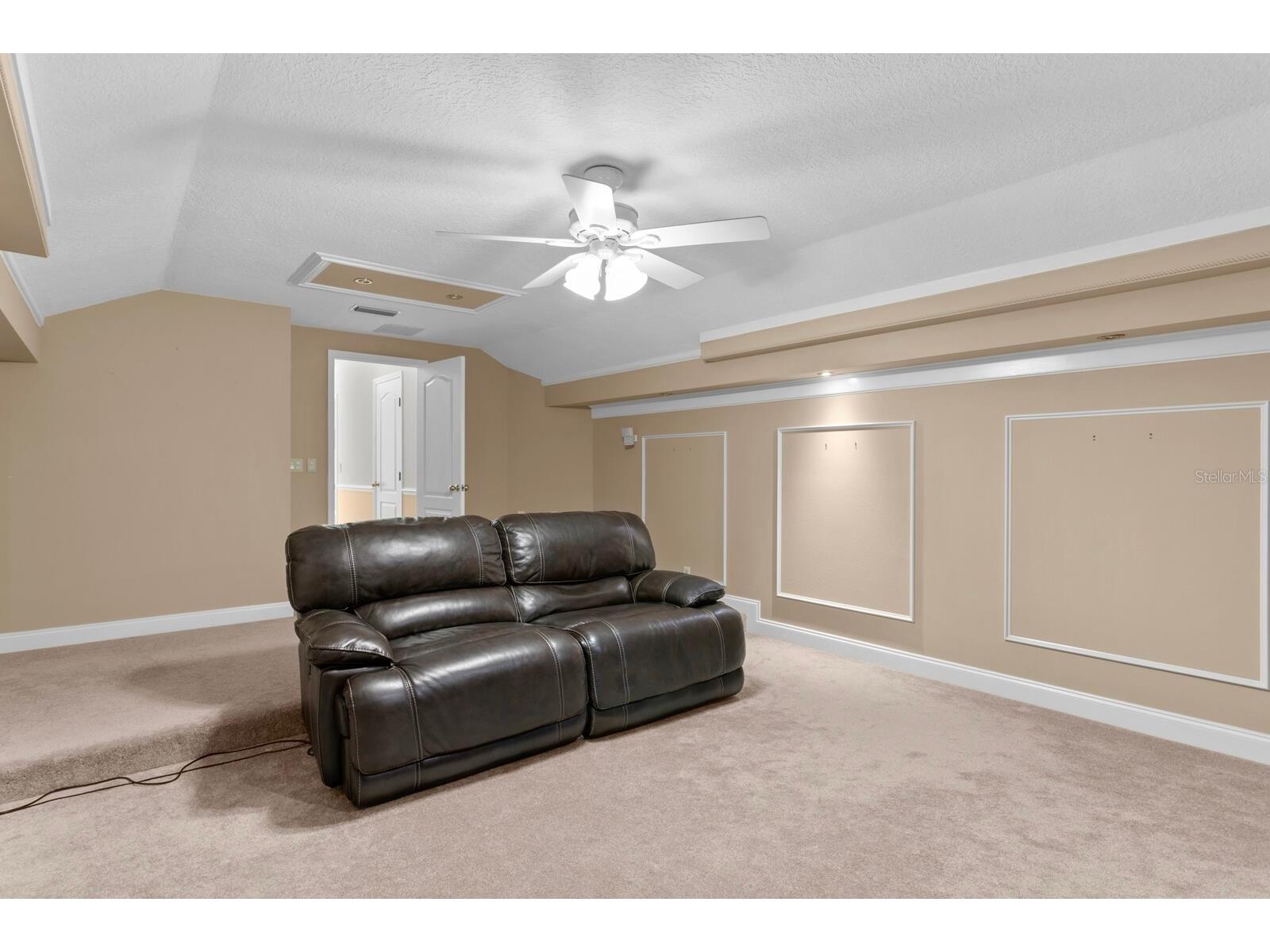 13548 Lake Magdalene Drive Tampa FL 33613 - LAKE MAGDALENE TB8487780 image40