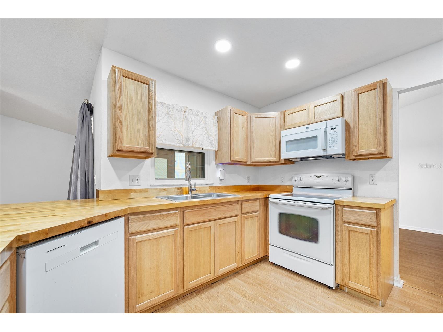 1355 1st Avenue Deland FL 32724 V4949820 image17