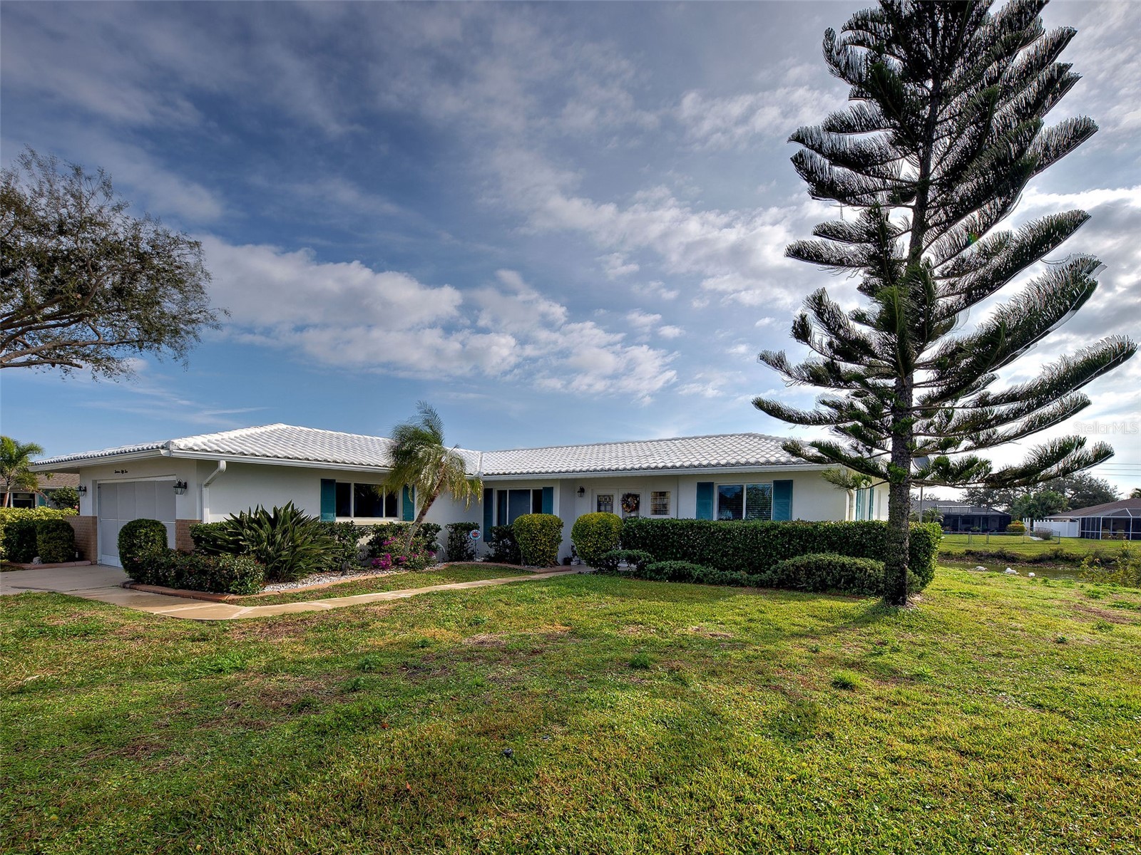 1355 Cambridge Drive Venice FL 34293 N6143537 image1