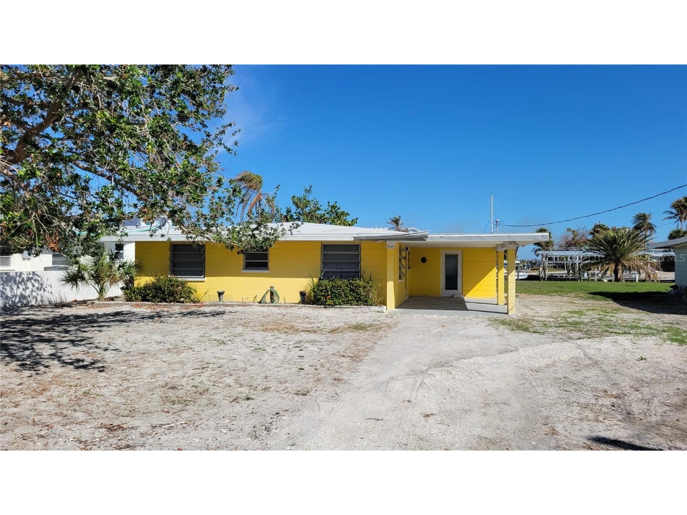 1355 Holiday Drive Englewood FL 34223 D6139200 image1