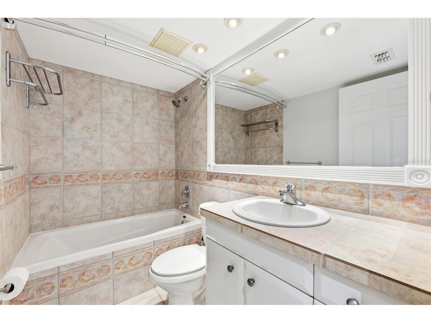 1355 Pinellas Bayway S #16 Tierra Verde FL 33715 TB8443673 image28