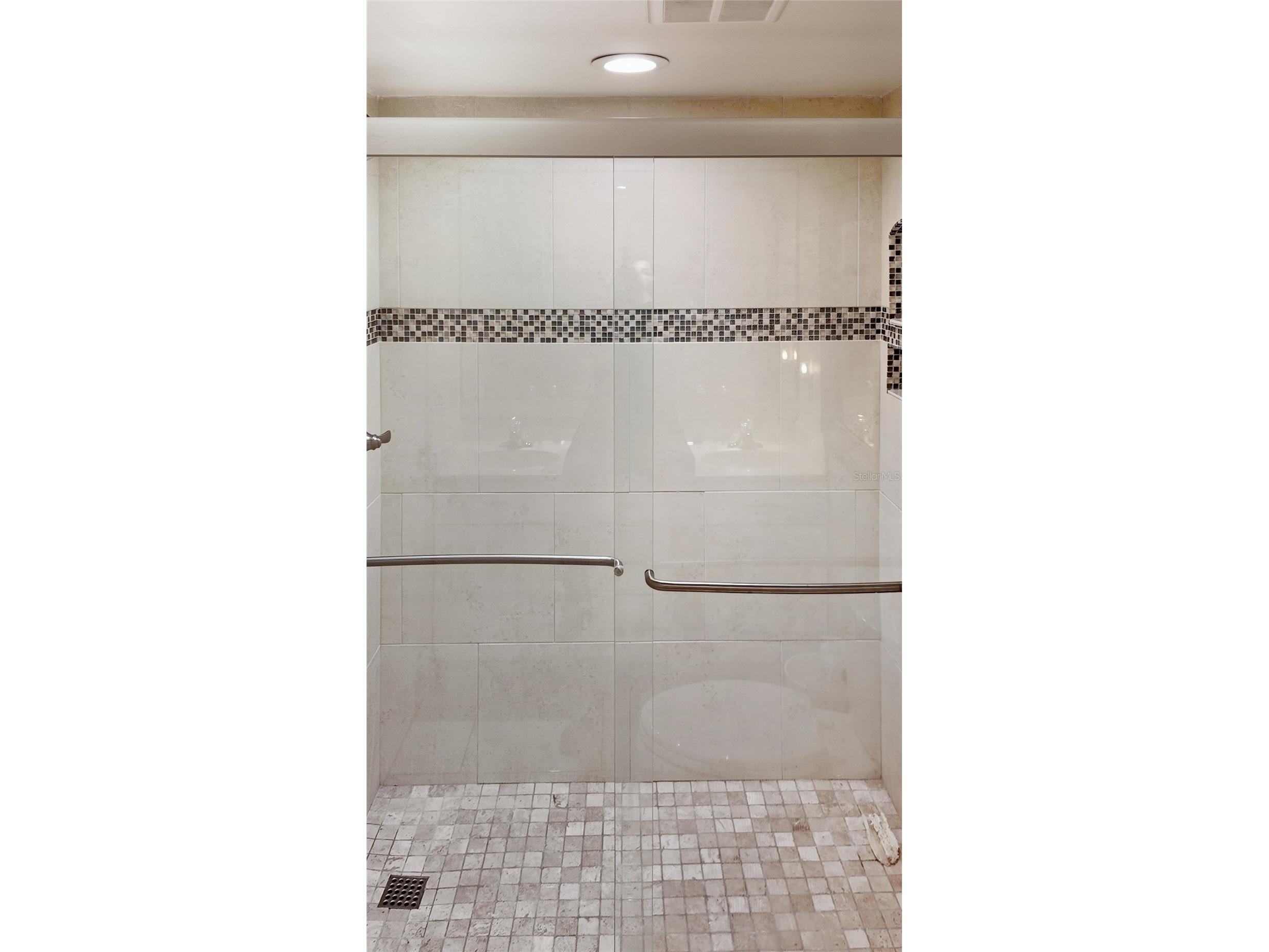 1355 S Portofino Drive #103 Sarasota FL 34242 A4682516 image34