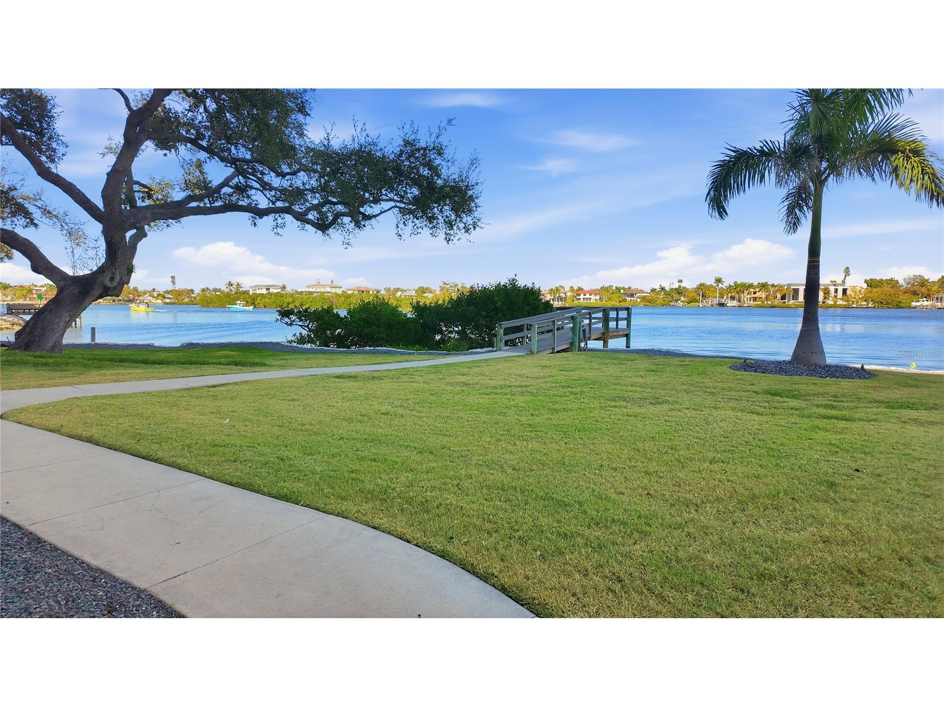 1355 S Portofino Drive #103 Sarasota FL 34242 A4682516 image6