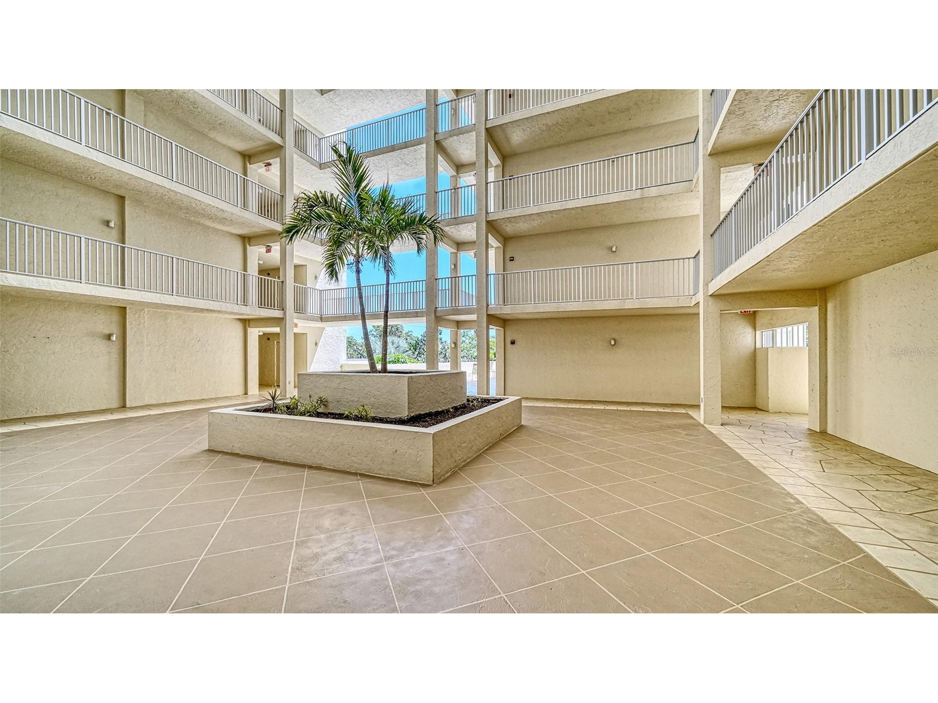 1355 S Portofino Drive #103 Sarasota FL 34242 A4693257 image4